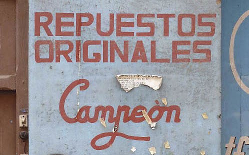 Storefront sign: 3M Mediterráneo