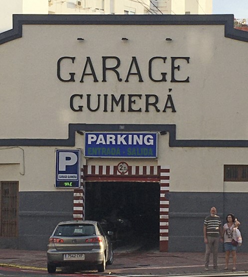 Storefront sign: Garage Guimerá